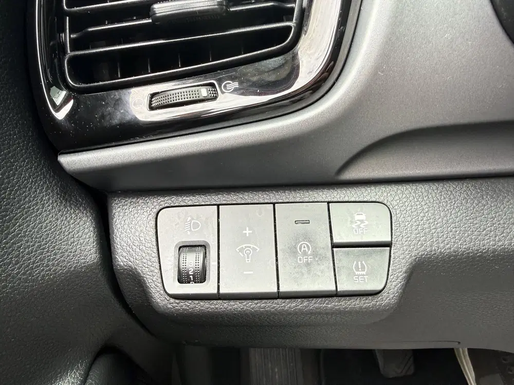 Kia Stonic BWJ 2021 1.0 T-GDi MHEV 100 PK DynamicPlus uit 2021, foto 13