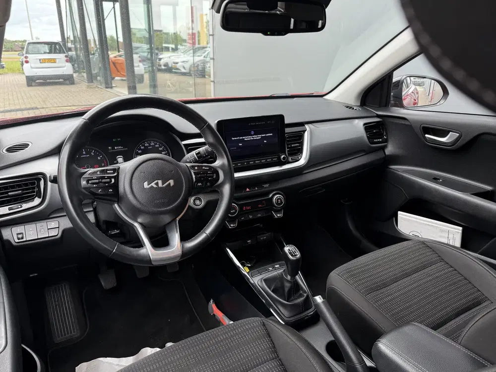 Kia Stonic BWJ 2021 1.0 T-GDi MHEV 100 PK DynamicPlus uit 2021, foto 4