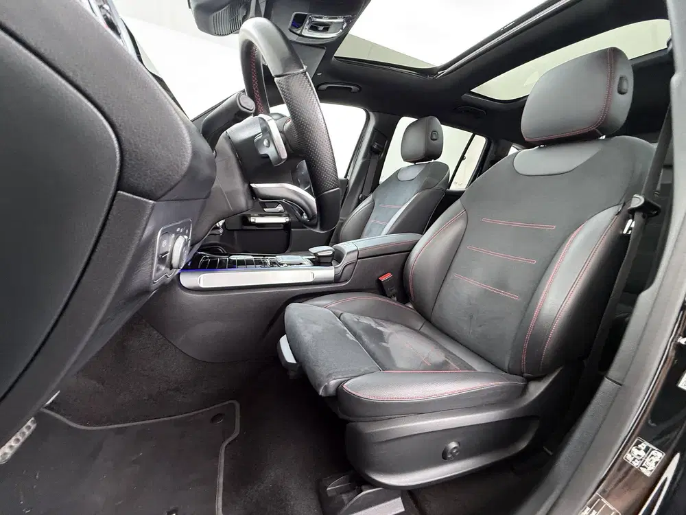 Mercedes-Benz EQB 250 AMG Night 7-Persoons Pano-Dak Adap.Cru uit 2022, foto 10