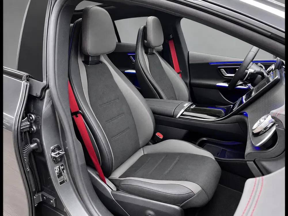 Mercedes-Benz EQE 350 AMG Line uit 2025, foto 11