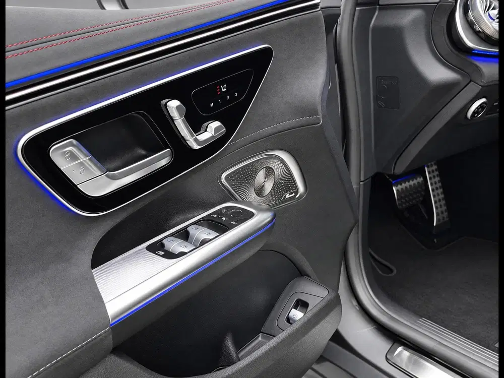 Mercedes-Benz EQE 350 AMG Line uit 2025, foto 13