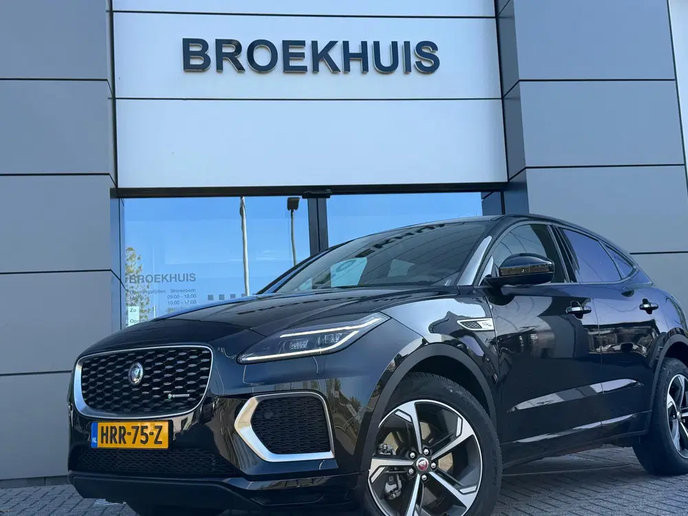 Jaguar E-Pace P300e AWD R-Dynamic SE uit 2025, foto 2