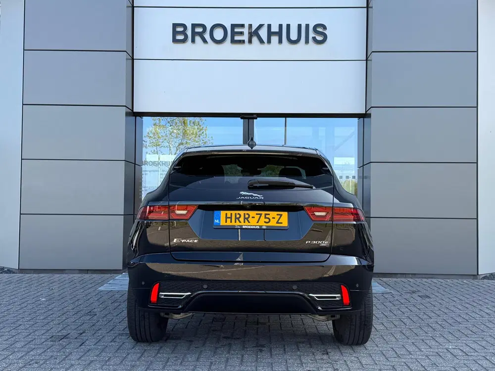 Jaguar E-Pace P300e AWD R-Dynamic SE uit 2025, foto 4