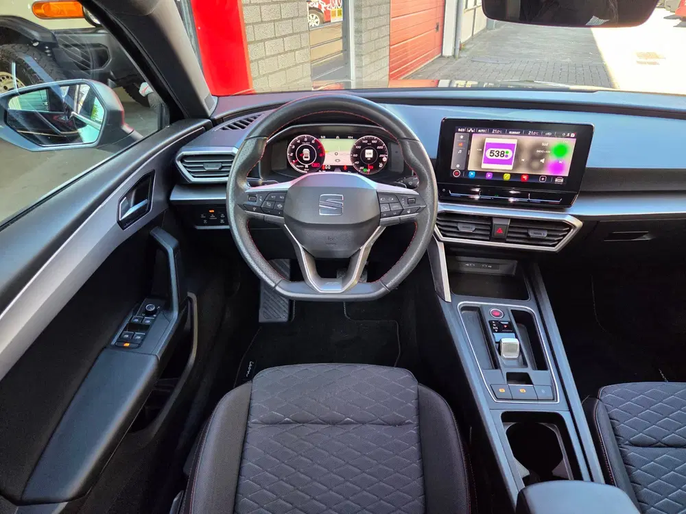 SEAT Leon 1.5 eTSI FR Business Intense Automaat uit 2023, foto 12