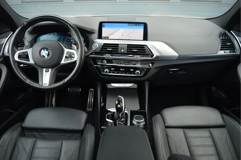 BMW X4 xDrive20i High Executive Edition uit 2021, foto 7