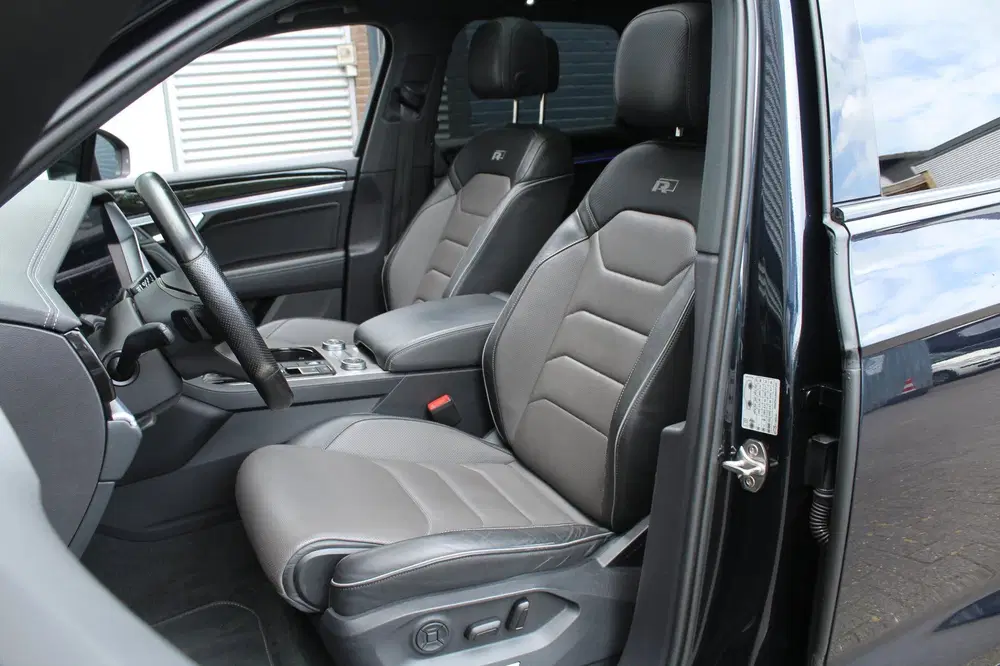 Volkswagen Touareg 3.0 TSI 340pk R-Line DSG8 Panoramadak Tre uit 2021, foto 10