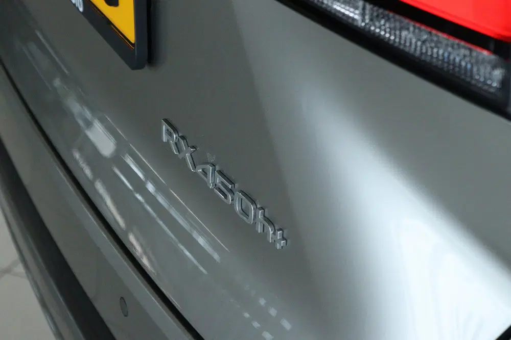 Lexus RX 450h+ Plug-in Hybrid President Line uit 2023, foto 10