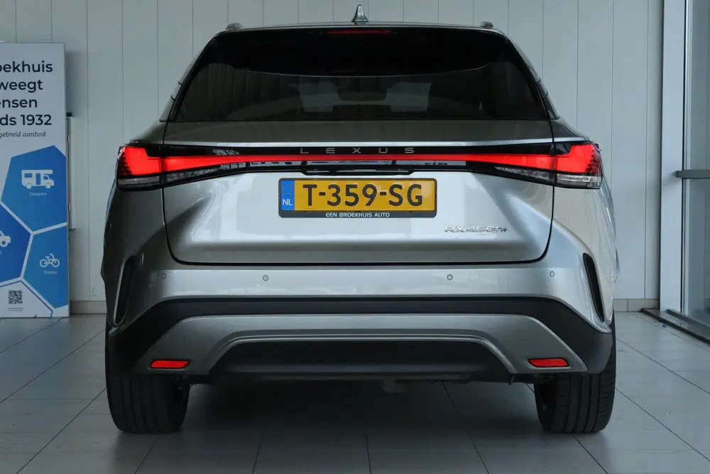Lexus RX 450h+ Plug-in Hybrid President Line uit 2023, foto 15