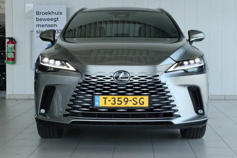 Lexus RX 450h+ Plug-in Hybrid President Line uit 2023, foto 7