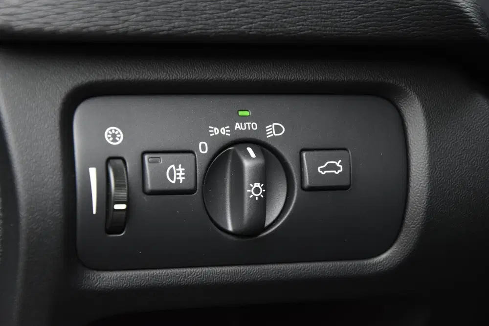 Volvo V40 Cross Country 1.5 T3 Polar+ Luxury uit 2019, foto 15