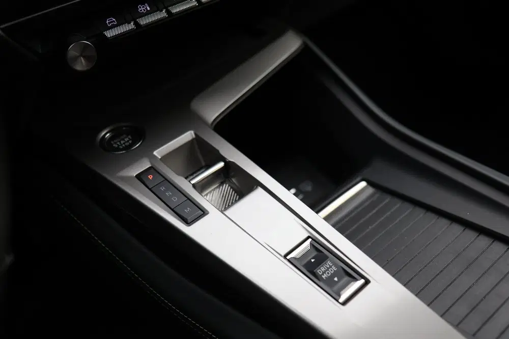 Peugeot 408 1.2 PureTech GT 130 Elektrische Agr Stoele uit 2023, foto 10