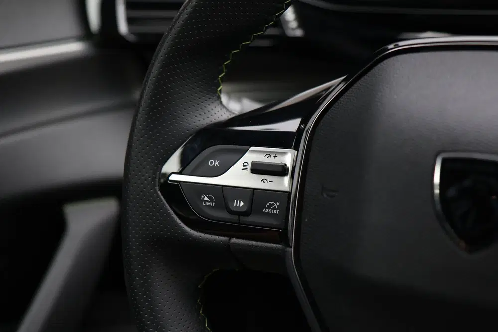 Peugeot 408 1.2 PureTech GT 130 Elektrische Agr Stoele uit 2023, foto 12