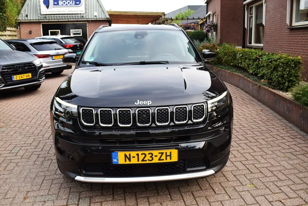 Jeep Compass Plug-in Hybrid Electric Limited Lease E uit 2022, foto 5