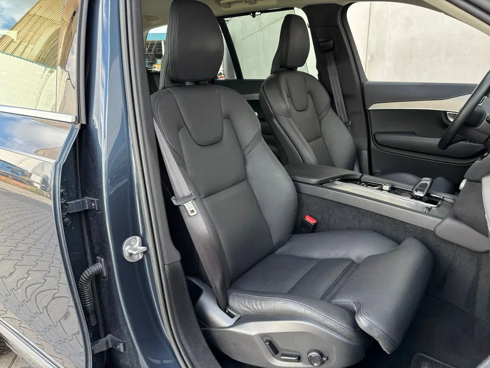 Volvo XC90 2.0 T8 Recharge AWD Plus Bright uit 2023, foto 4