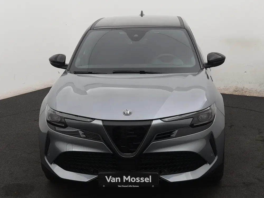 Alfa Romeo Junior Elettrica Speciale 54 kWh uit 2024, foto 10
