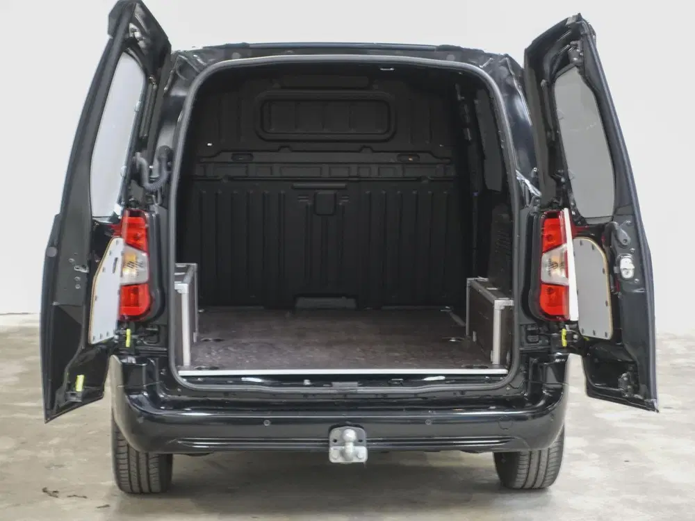 Opel Combo 1.5D Automaat L1H1 Edition Airco Apple Car uit 2023, foto 3