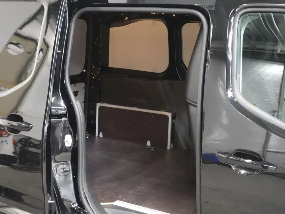 Opel Combo 1.5D Automaat L1H1 Edition Airco Apple Car uit 2023, foto 7