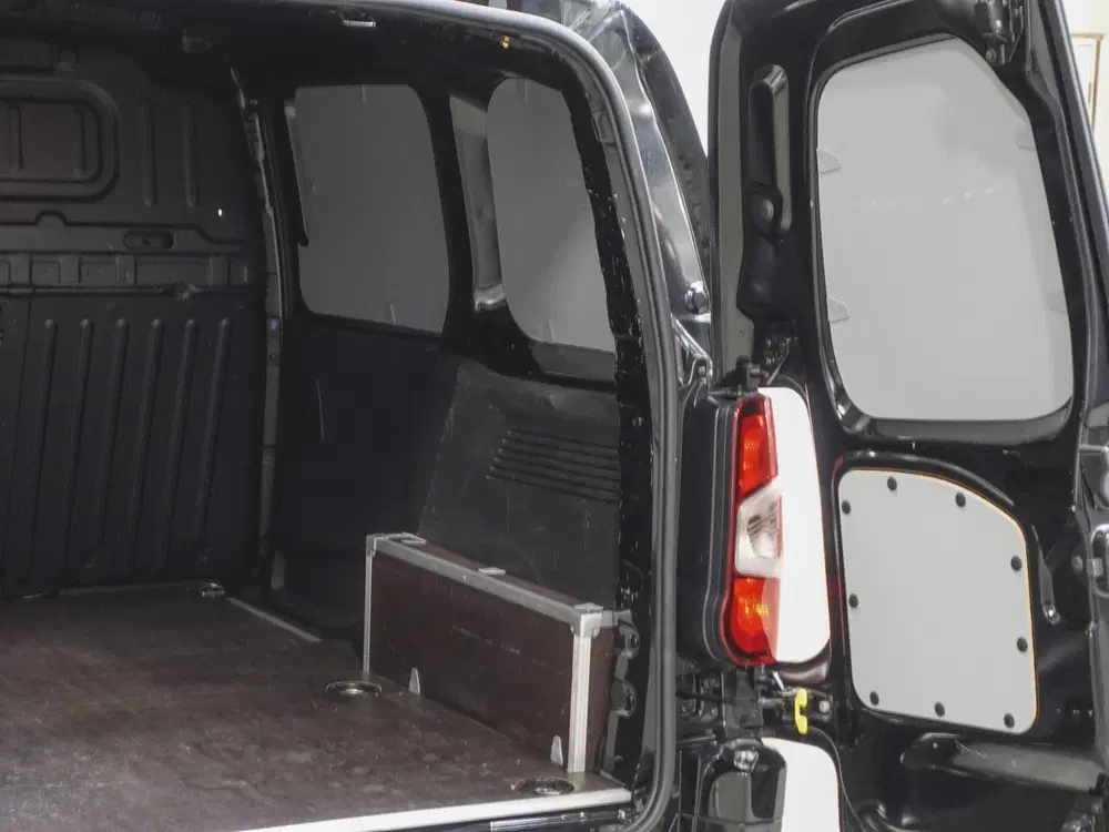 Opel Combo 1.5D Automaat L1H1 Edition Airco Apple Car uit 2023, foto 9