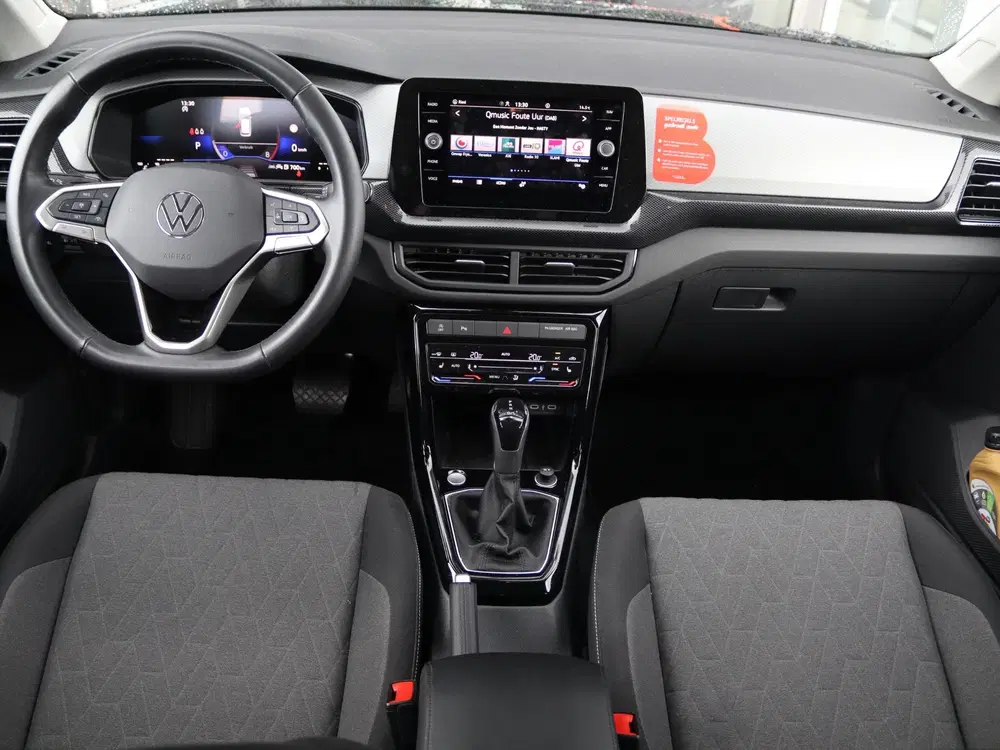 Volkswagen T-Cross 1.0 TSI Life Edition uit 2025, foto 15