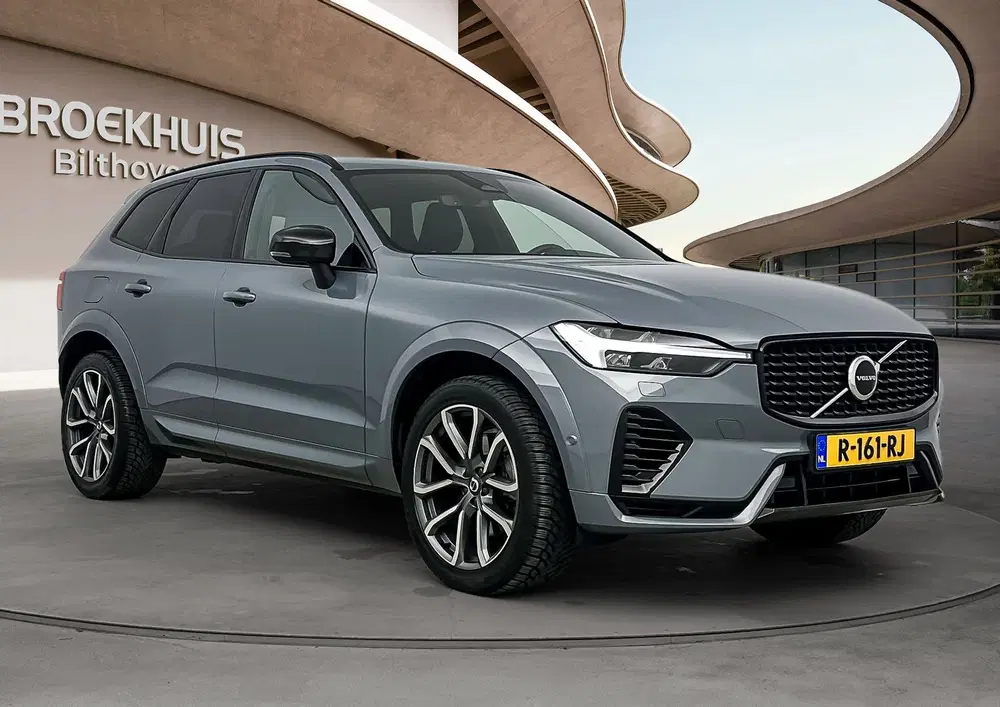 Volvo XC60 T6 R-Design uit 2022, foto 3