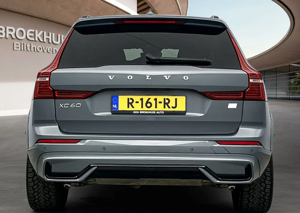 Volvo XC60 T6 R-Design uit 2022, foto 6