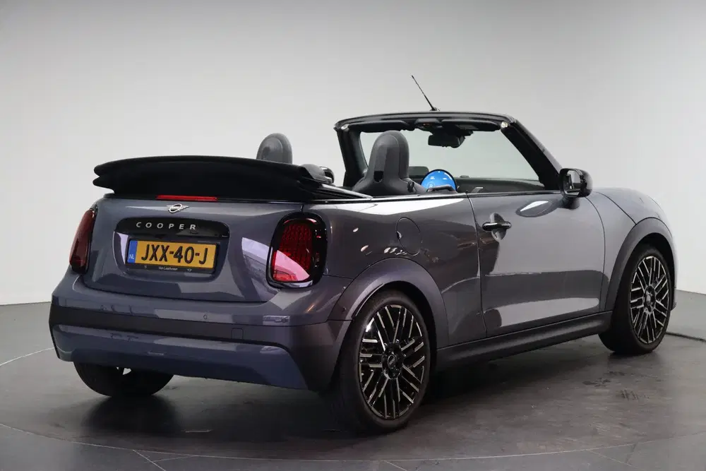 Mini Cabrio Cooper C Automaat uit 2026, foto 3