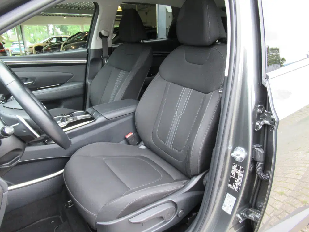 Hyundai TUCSON 1.6 T-GDI HEV Comfort Smart 1e eigen uit 2022, foto 9
