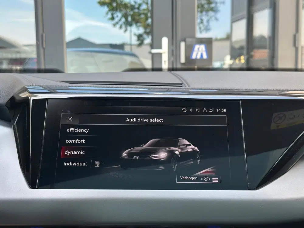 Audi e-tron GT Quattro uit 2022, foto 13
