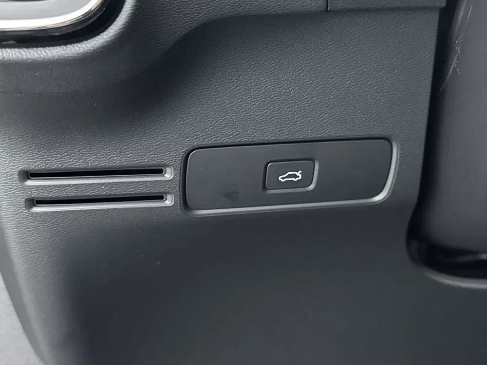 Volvo C40 TWIN ULTIMATE uit 2023, foto 15