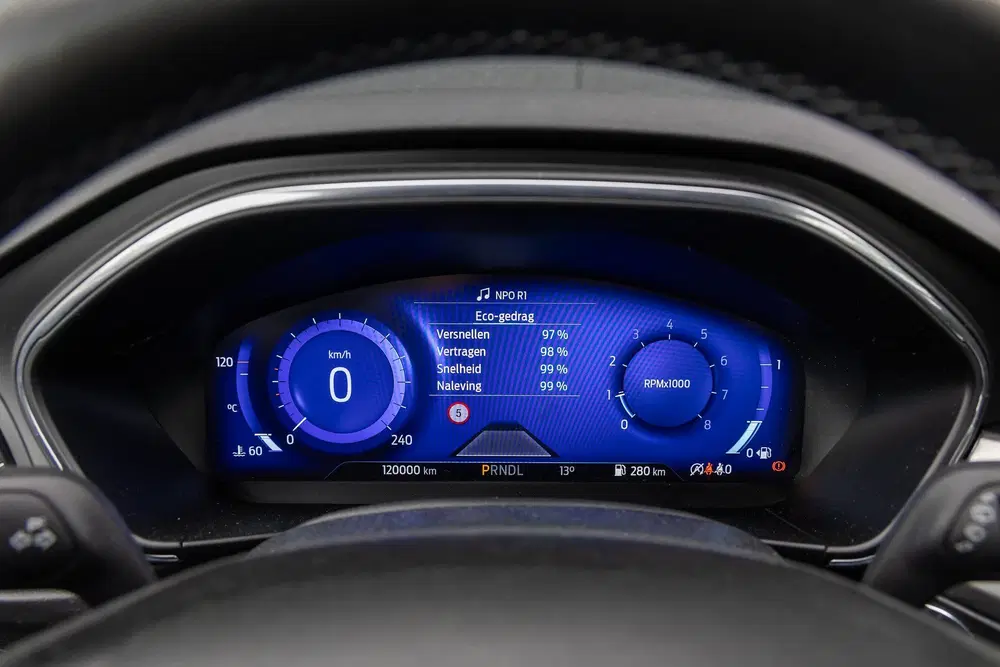 Ford Focus 1.0 EcoBoost Titanium Automaat uit 2022, foto 14