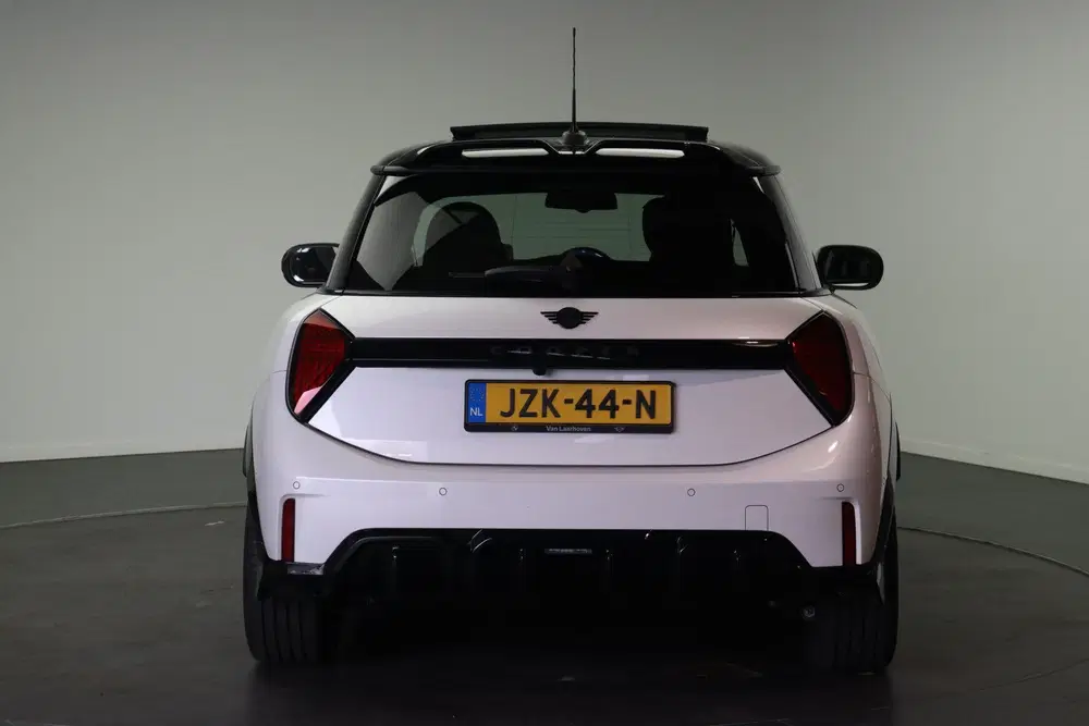 Mini Hatchback Cooper C Automaat uit 2026, foto 6