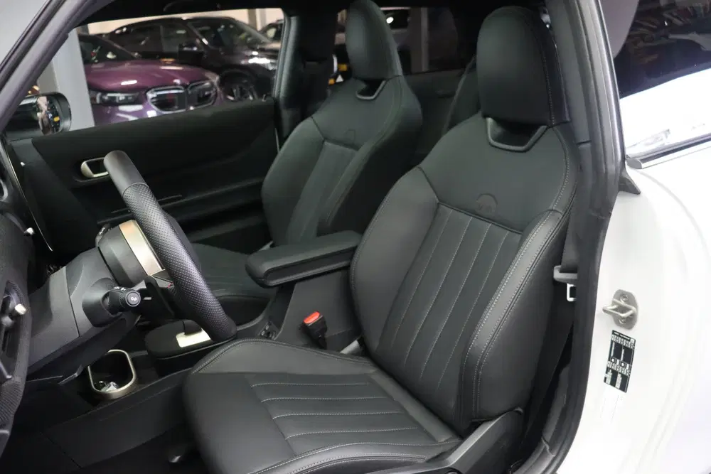 Mini Hatchback Cooper C Automaat uit 2026, foto 9