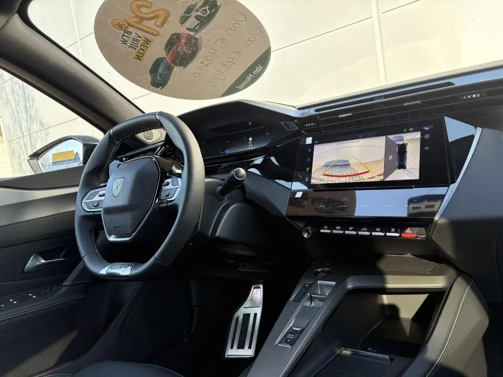 Peugeot 408 1.6 Plug-In Hybrid 240 GT Exclusive uit 2026, foto 9