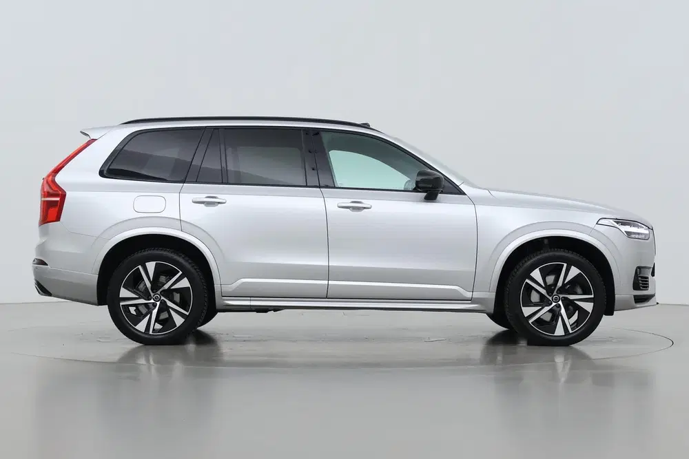 Volvo XC90 T8 R-Design uit 2021, foto 10