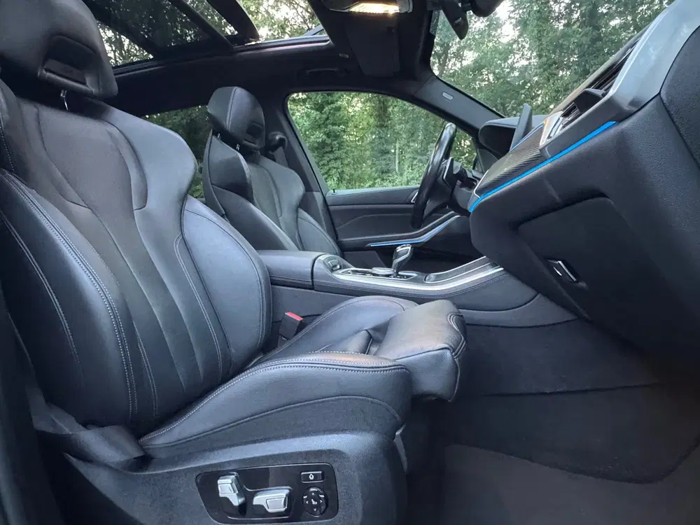 BMW X5 XDrive45e High Executive Panoramadak HUD M uit 2021, foto 14