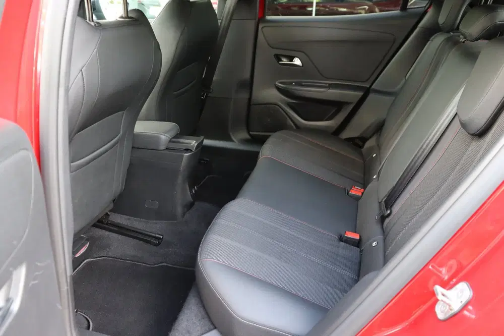 Opel Mokka 1.2 GS Line orgNL navigatie+driver pack uit 2022, foto 11