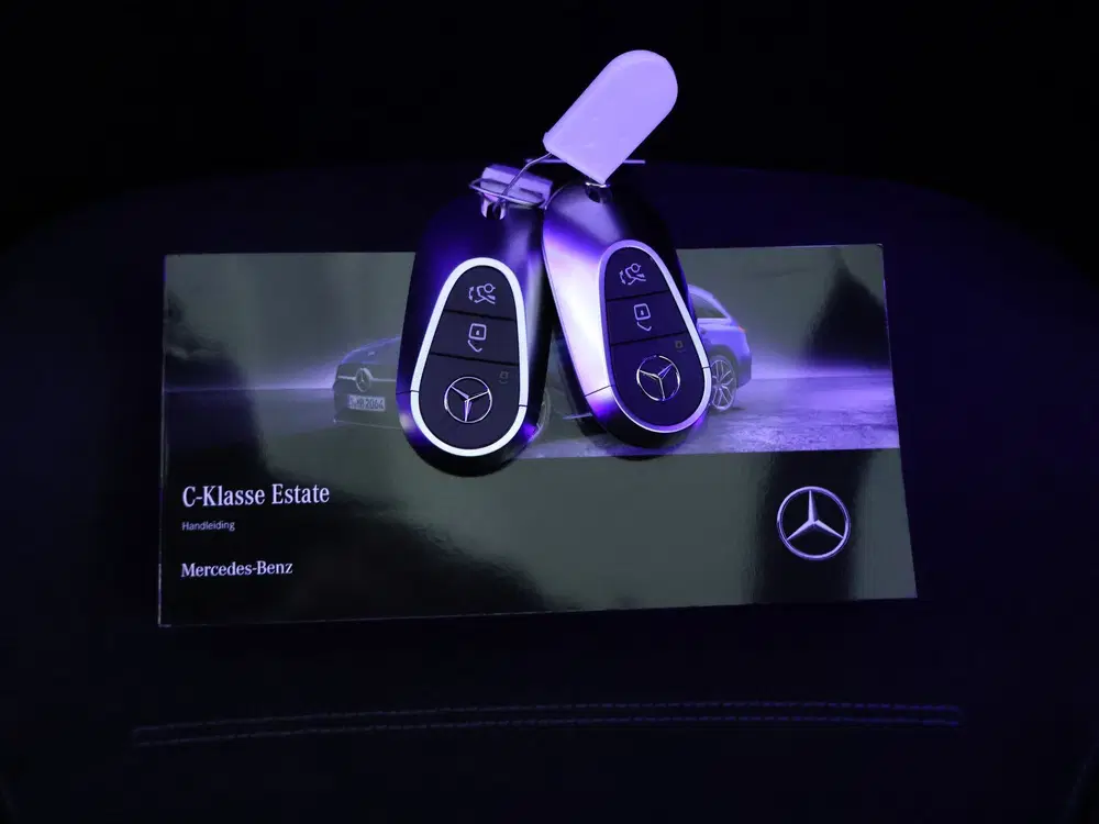 Mercedes-Benz C-Klasse 180 Star Edition AMG Line uit 2025, foto 10
