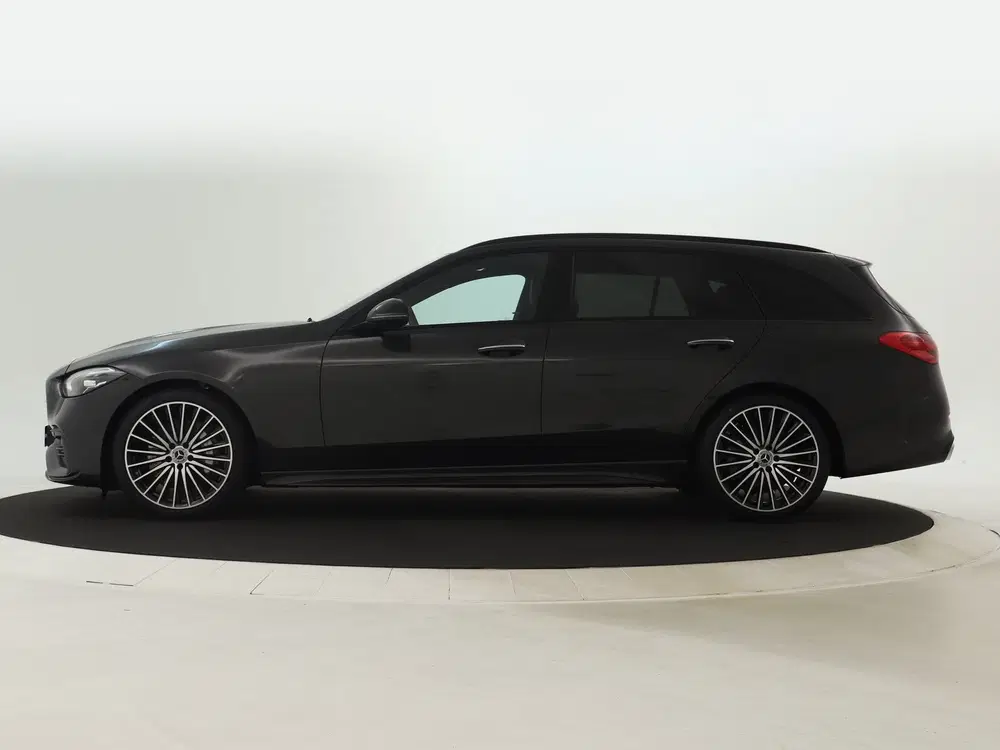 Mercedes-Benz C-Klasse 180 Star Edition AMG Line uit 2025, foto 3