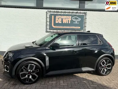 Renault 5 Comfort range techno 52 kWh uit 2025