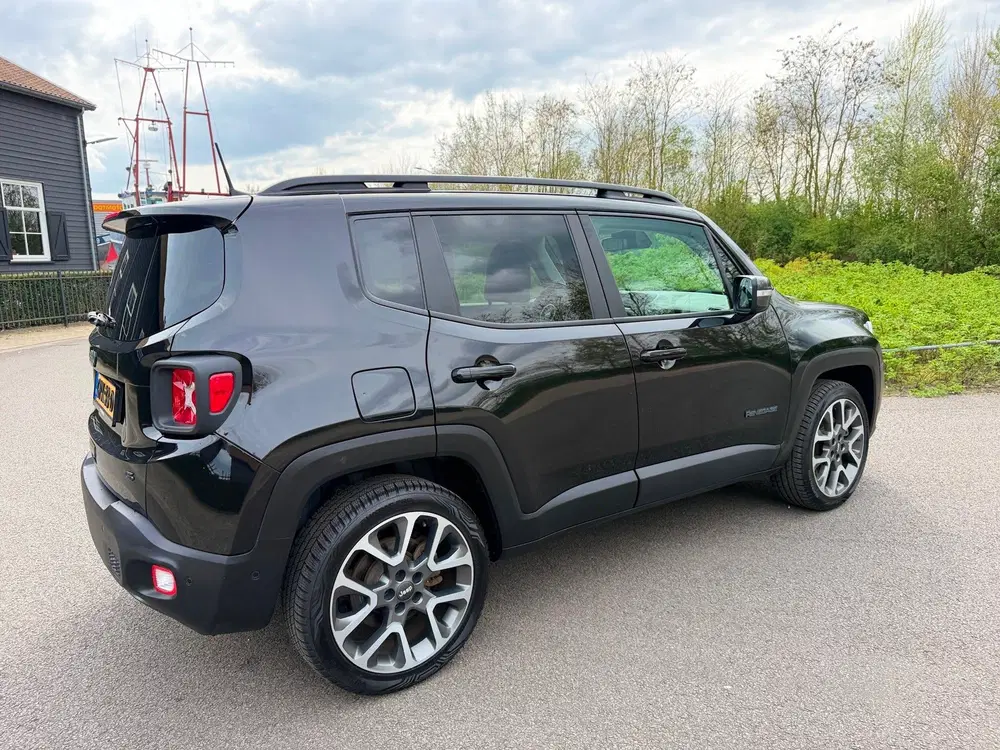 Jeep Renegade 4xe AWD 240 Plug-in Hybrid Electric S Auto uit 2022, foto 10
