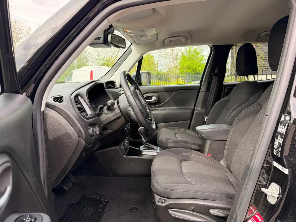 Jeep Renegade 4xe AWD 240 Plug-in Hybrid Electric S Auto uit 2022, foto 3