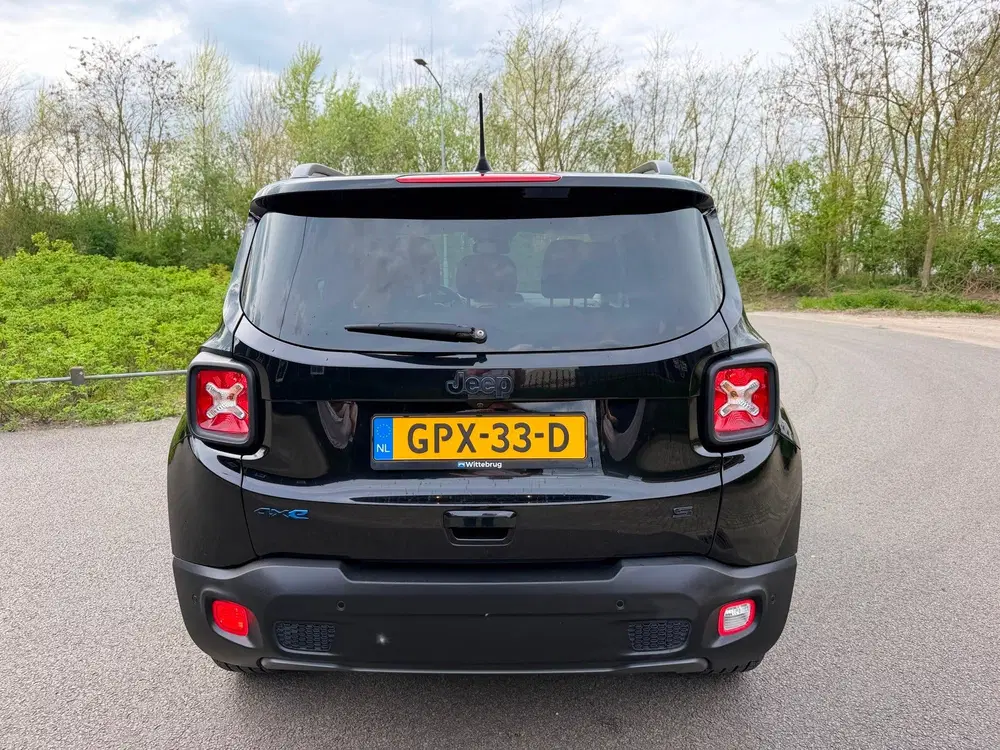 Jeep Renegade 4xe AWD 240 Plug-in Hybrid Electric S Auto uit 2022, foto 6