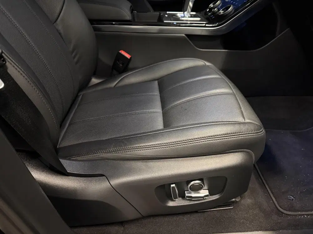 Land Rover Range Rover Evoque 1.5 P300e AWD BLACK-LINE SOH 9 uit 2022, foto 14