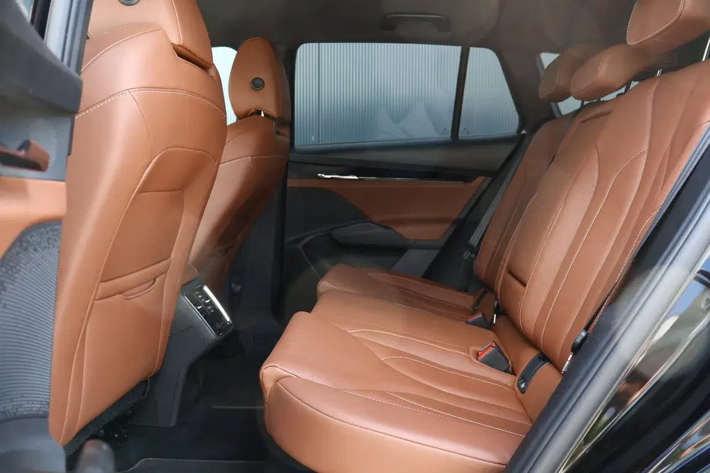 Skoda Enyaq 60 Founders Edition Black 94 uit 2021, foto 6