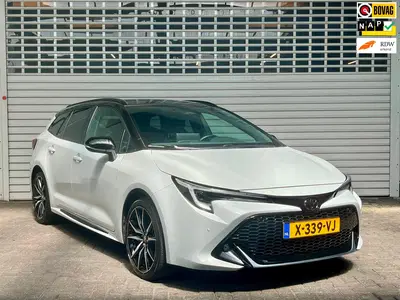 Toyota Corolla Hybrid 140 GR Sport uit 2024