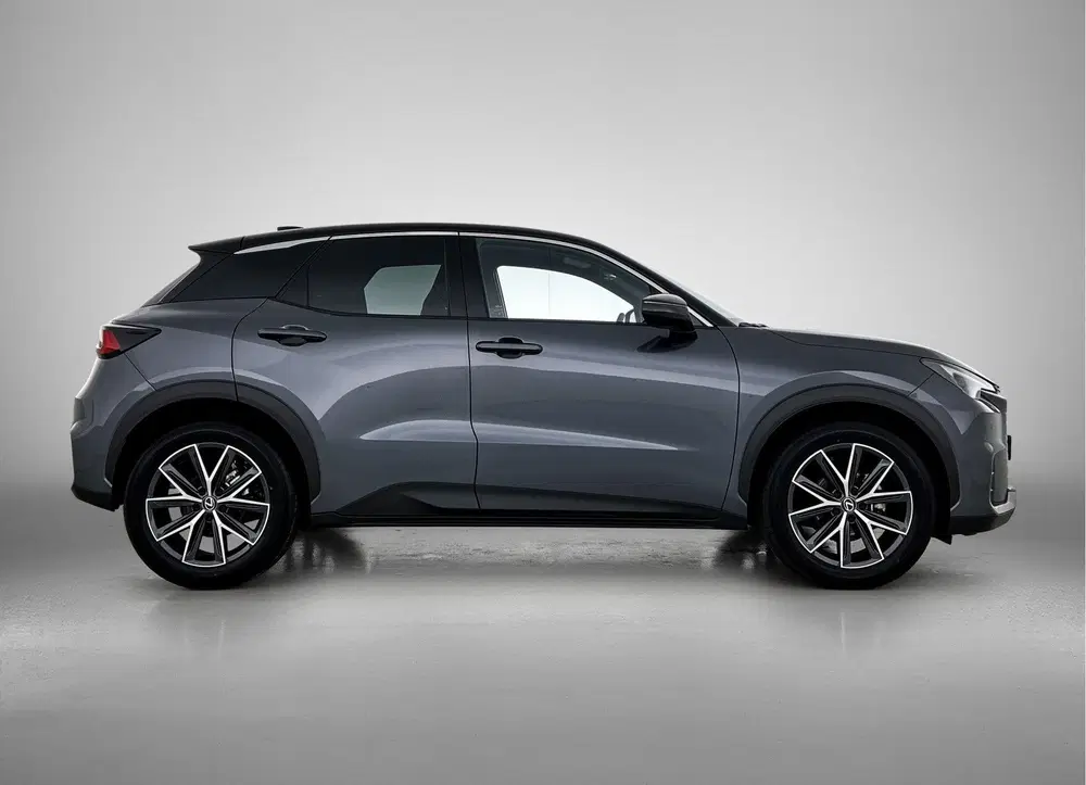 Lexus LBX Cool 2WD uit 2025, foto 11
