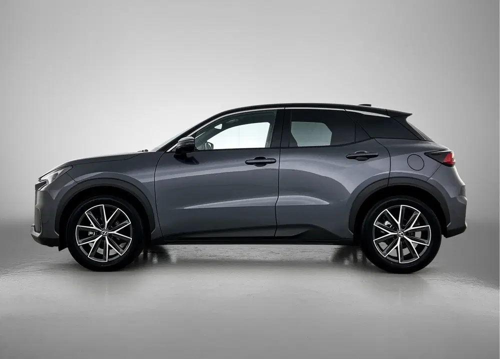 Lexus LBX Cool 2WD uit 2025, foto 3