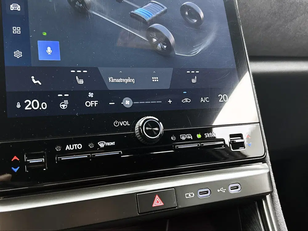 Lexus LBX Cool 2WD uit 2025, foto 9