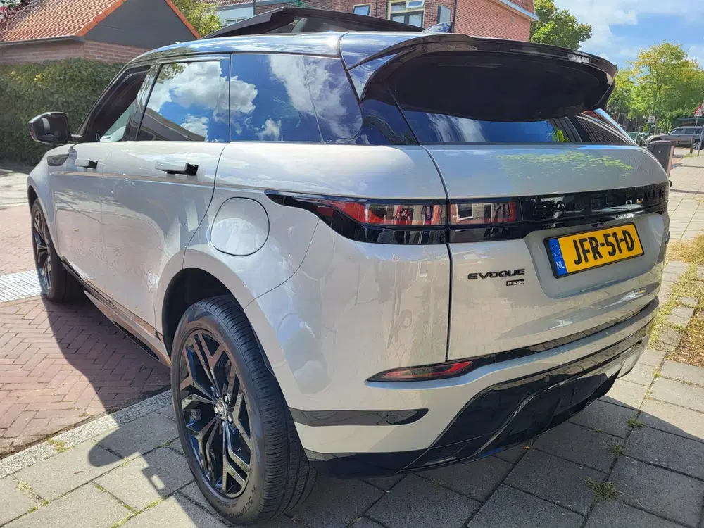 Land Rover Range Rover Evoque 1.5 P300e AWD Autobiography uit 2023, foto 3