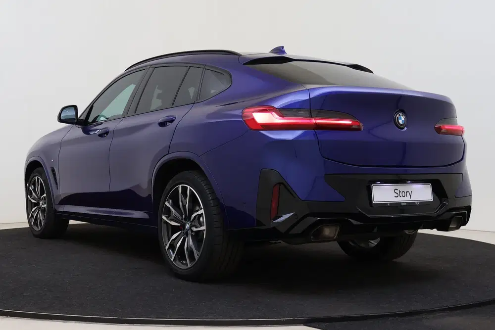 BMW X4 xDrive20i High Executive M Sport Automaat uit 2023, foto 15